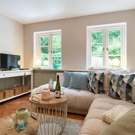 Luettliv-huus Ii Nyaraló