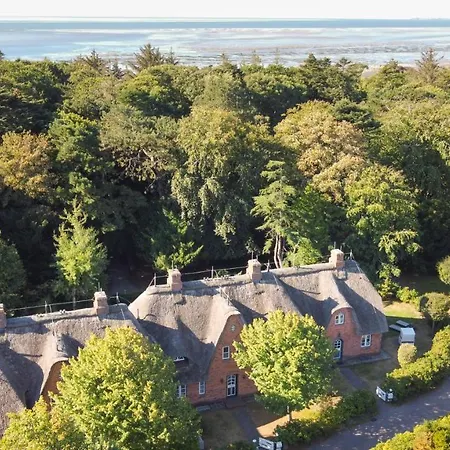 Luettliv-huus Ii Nyaraló *